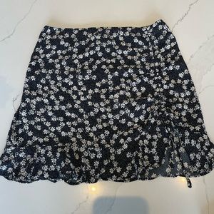 Forever 21 Floral Short Skirt